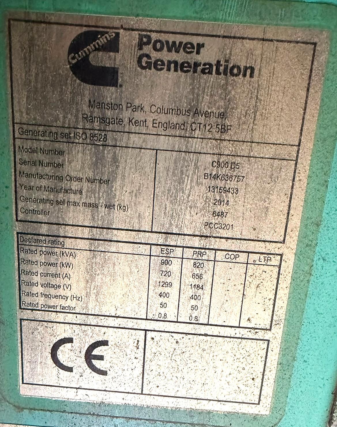Cummins C900 D5 nameplate showing 2014 manufacture and 820 kVA prime / 900 kVA standby - 2014 CPG C900 D5 Cummins containerised generator